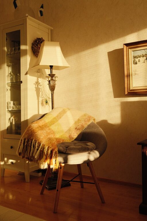 How to Create a Cozy Reading Nook in Any Space